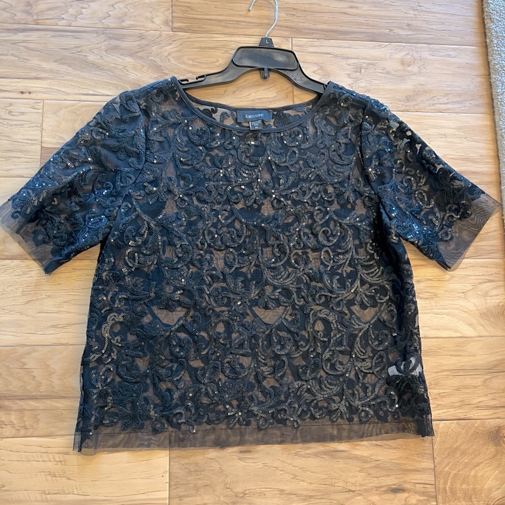 Karen Kane black sequin pullover size M